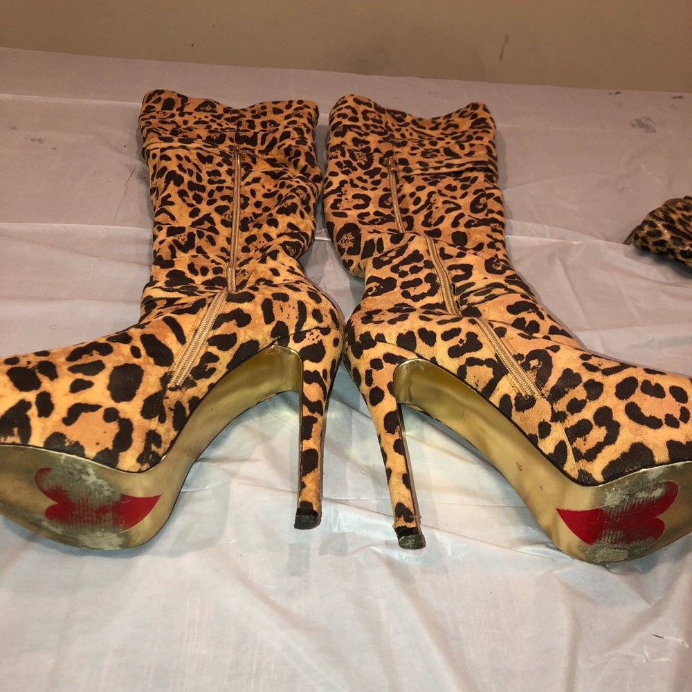 CHEETAH PRINT HEELS - Picture 4 of 5